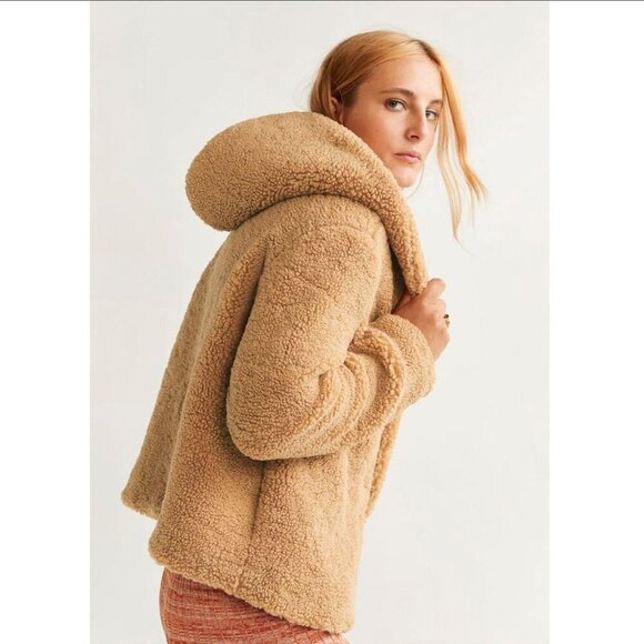 Mango Hooded Faux Shearling Jacket Size XS NEW WITH TAG! - Picture 1 of 6